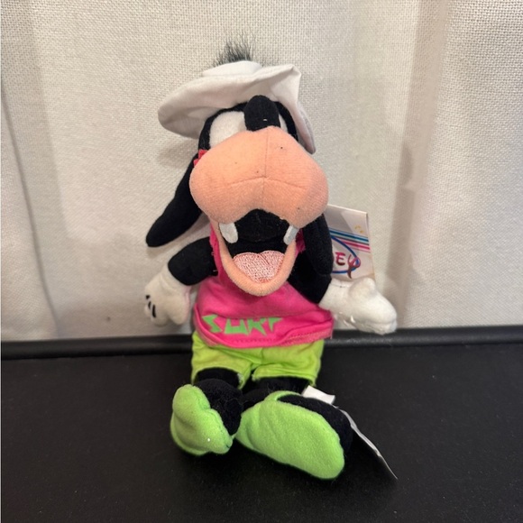 Vintage Goofy Summer plush - Picture 1 of 6